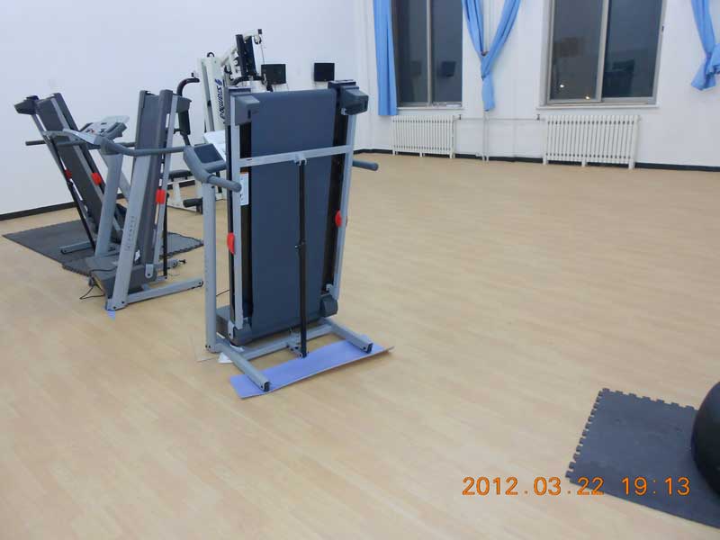 健身房塑胶香蕉视频污版免费下载图片 健身房适用什么样的塑胶运动香蕉视频污版免费下载